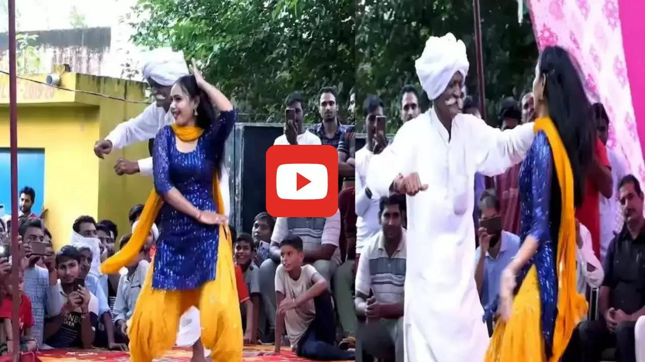 Annu Chaudhary Stage Dance : स्टेज पर चुन्नी उतारकर इस हसीना ने दिखाया हुस्न का जलवा, बेकाबू हो गई भीड़, देखें वीडियो ​​​​​​​