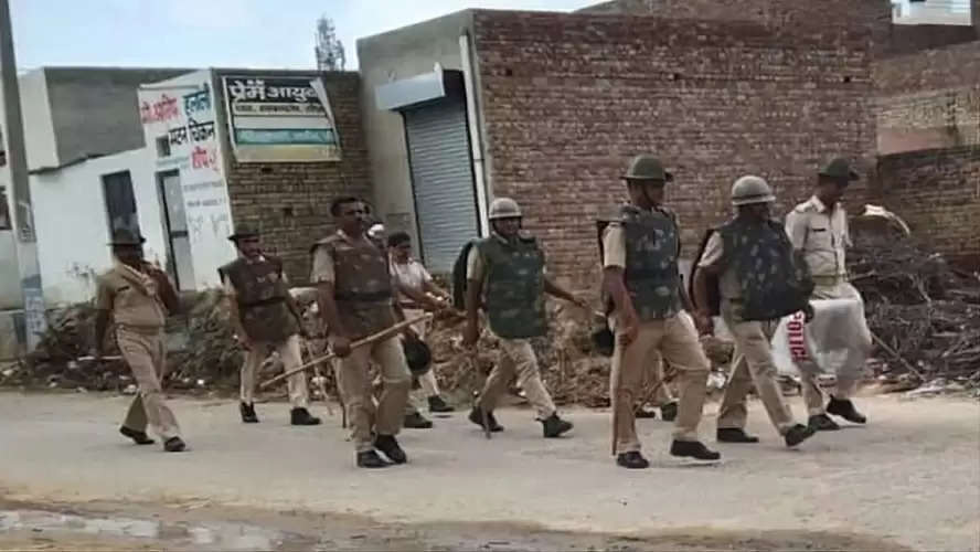 हनुमानगढ़ में कर्फ्यू जारी, धारा 144 लागू, हरियाणा से आने वाले रास्तों पर नजर