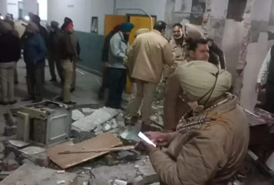 Ludhiana Bomb Blast Explosion In Ludhiana District Court Of Punjab