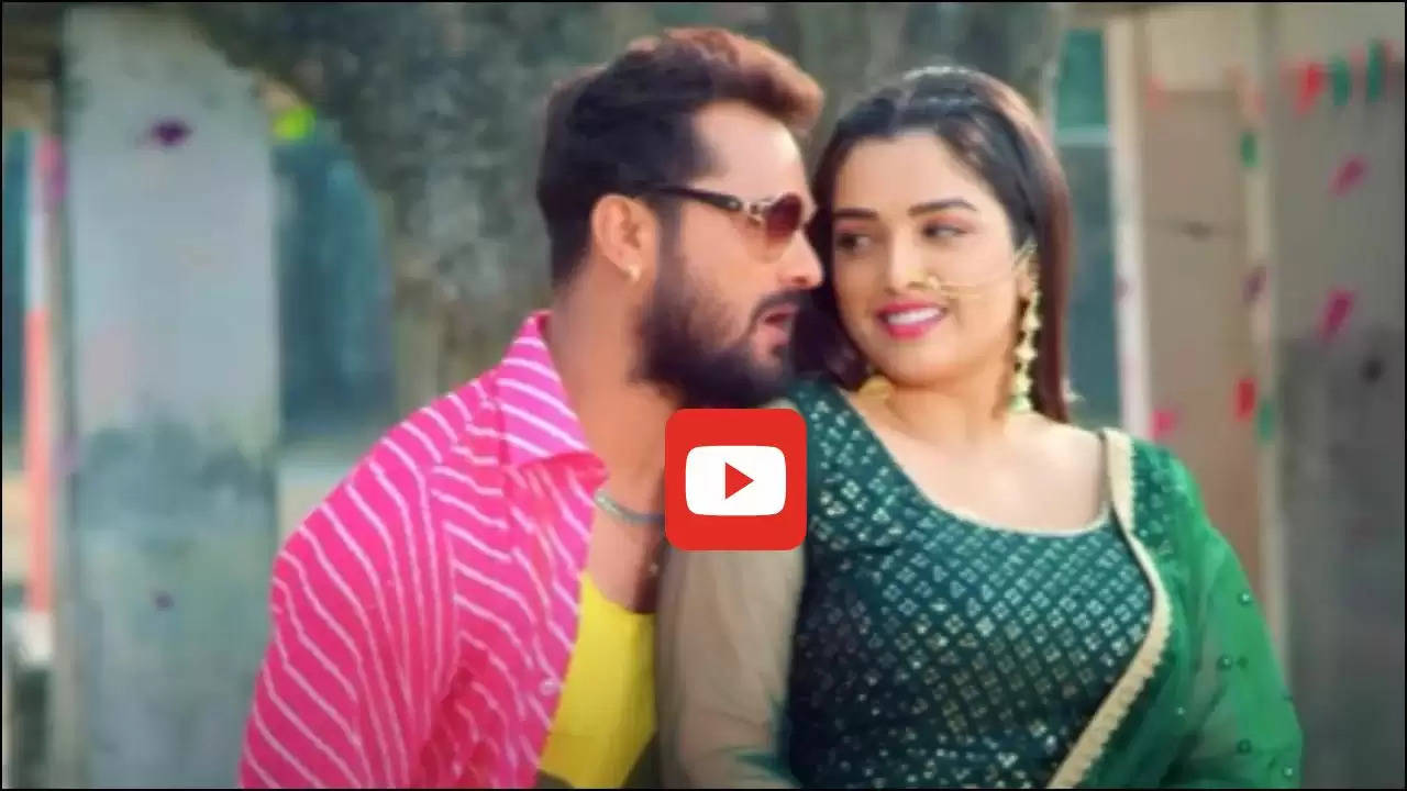  Bhojpuri Hit Song: आम्रपाली दुबे को बाहों में भरकर खेसारी ने लुटाया प्यार, 6 करोड़ बार देखा जा चुका है Video 