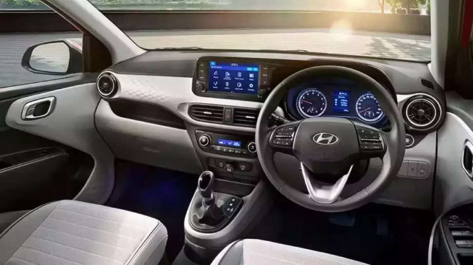 Hyundai ने लॉन्च कर दी 7.16 लाख की कार, लुक और फीचर्स देख आपको भी हो जाए प्यार