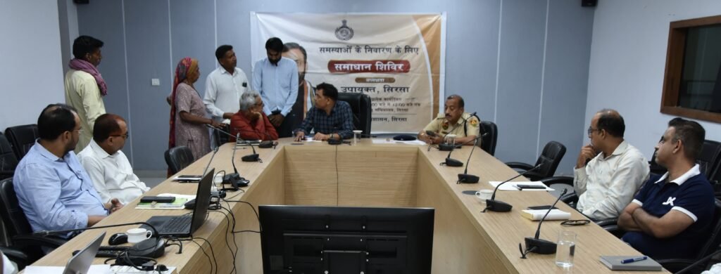 SDM Rajendra Kumar heard the grievances of the general public at the grievance redressal camp.