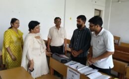 Divisional Commissioner Geeta Bharti inspected polling stations and took stock of the revision work.