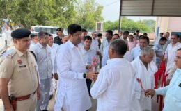 Dushyant Chautala's public outreach campaign in the Nathusari Chopta area; takes a dig at the government over inflation and law and order.