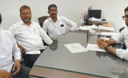 रानियां विधानसभा क्षेत्र में एसआईआर के संशोधित कार्यक्रम को लेकर राजनीतिक दलों के प्रतिनिधियों के साथ बैठक