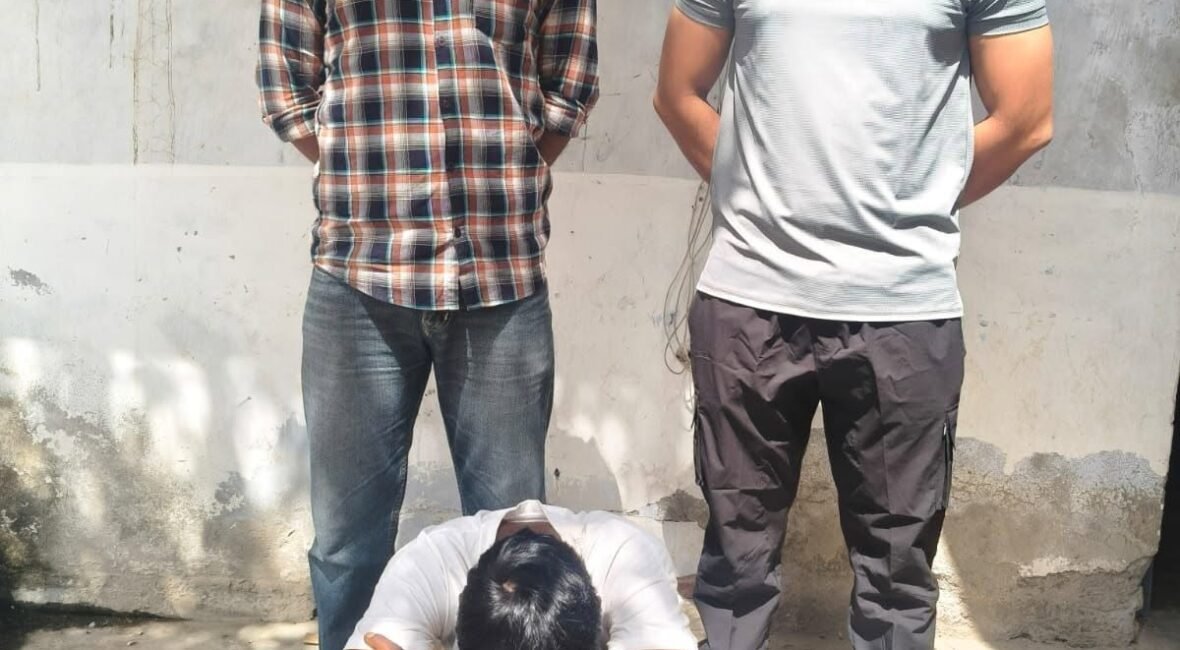 राशन डिपो से 5 क्विंटल गेहूं चोरी का वारदात सुलझी,आरोपी काबू