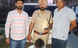 Two drug smugglers arrested with 15.140 grams of heroin in the Kalanwali area.
