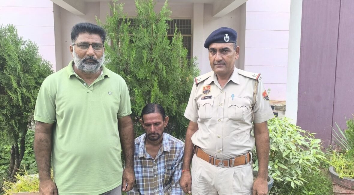 Absconding accused wanted for six years in a theft case arrested in Sirsa.