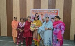 Observer Kirandeep Grewal reached Sirsa for Sirsa Mahila Congress Organization creation campaign, Nutan Beniwal welcomed