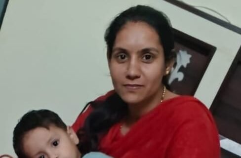 Married woman and 2-year-old daughter die in Shakkar Mandori; brother suspects murder.