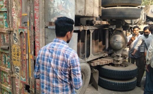 Collision involving a truck, tractor-trolley, and motorcycle near Mallekan in Sirsa; 3 dead, 5 in critical condition.